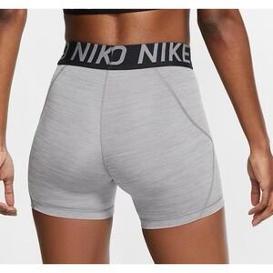 Nike pro Dri Fit‎ medium gray shorts women spandex
